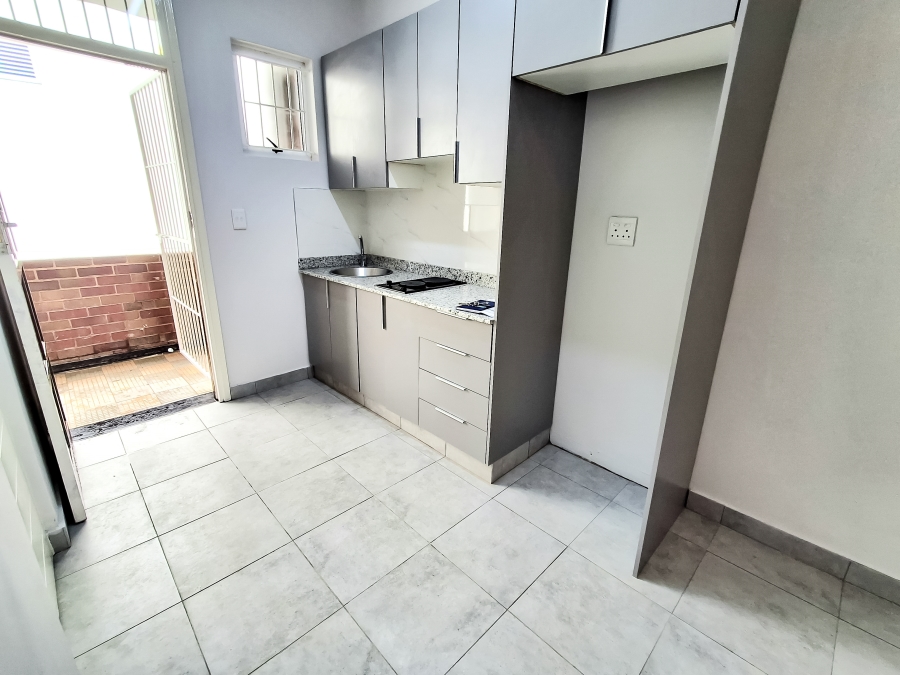 To Let 1 Bedroom Property for Rent in Musgrave KwaZulu-Natal
