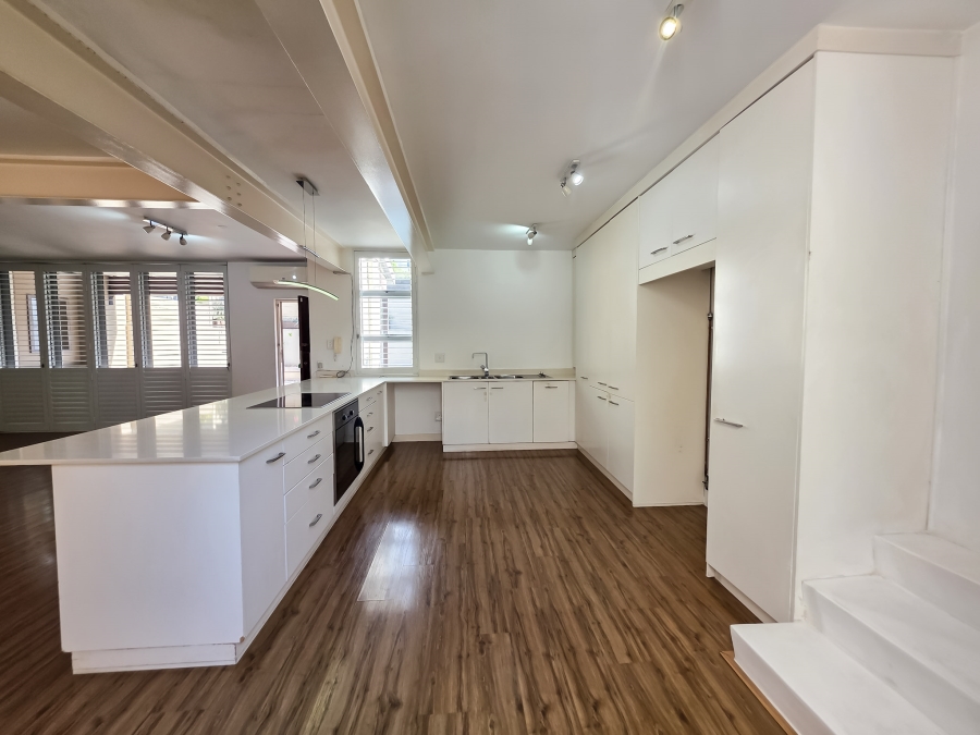To Let 4 Bedroom Property for Rent in Umhlanga KwaZulu-Natal