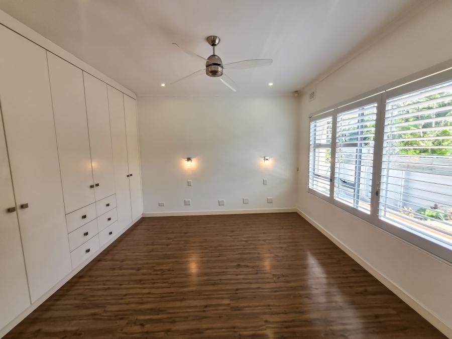 To Let 4 Bedroom Property for Rent in Umhlanga KwaZulu-Natal