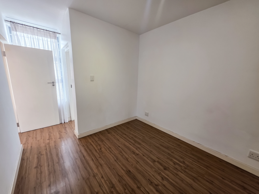 To Let 4 Bedroom Property for Rent in Umhlanga KwaZulu-Natal