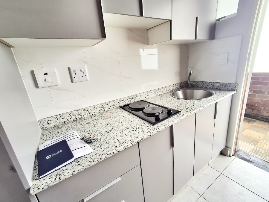 To Let 1 Bedroom Property for Rent in Musgrave KwaZulu-Natal