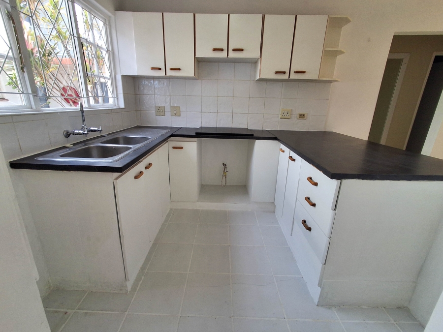 2 Bedroom Property for Sale in Glenwood KwaZulu-Natal