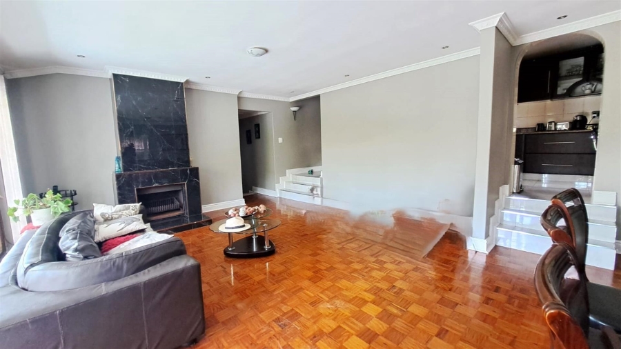 To Let 3 Bedroom Property for Rent in Chiltern Hills KwaZulu-Natal