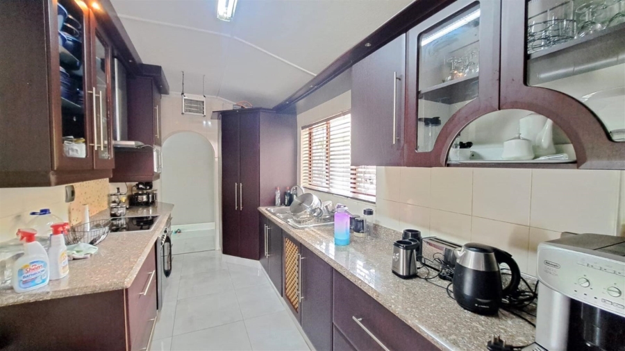 To Let 3 Bedroom Property for Rent in Chiltern Hills KwaZulu-Natal