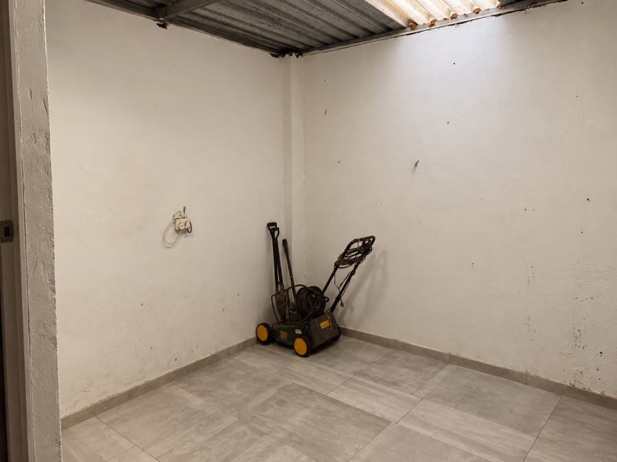 2 Bedroom Property for Sale in Prestbury KwaZulu-Natal