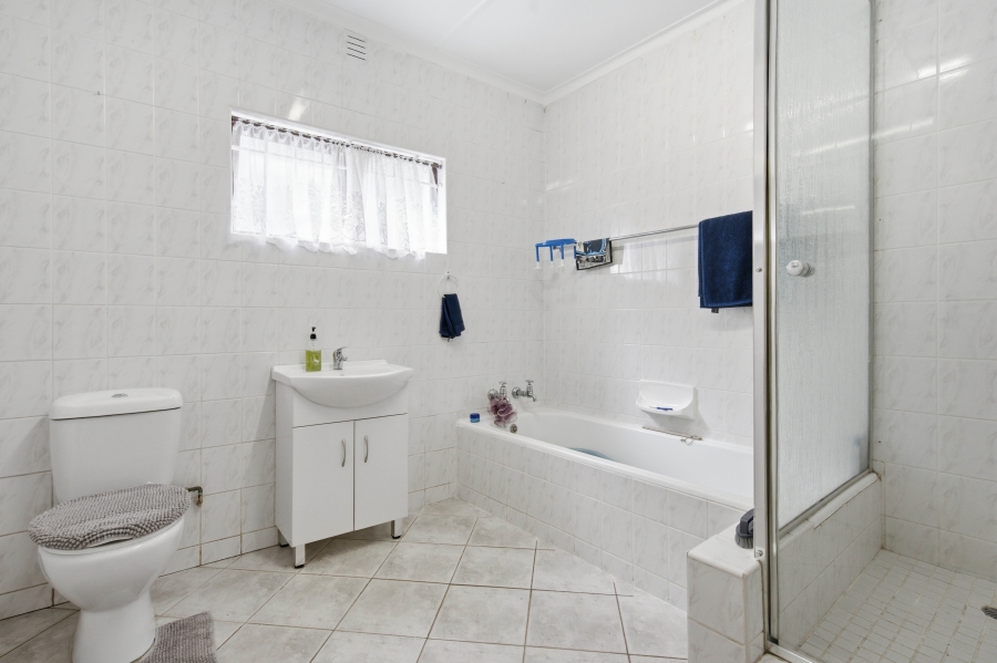 4 Bedroom Property for Sale in Pennington KwaZulu-Natal