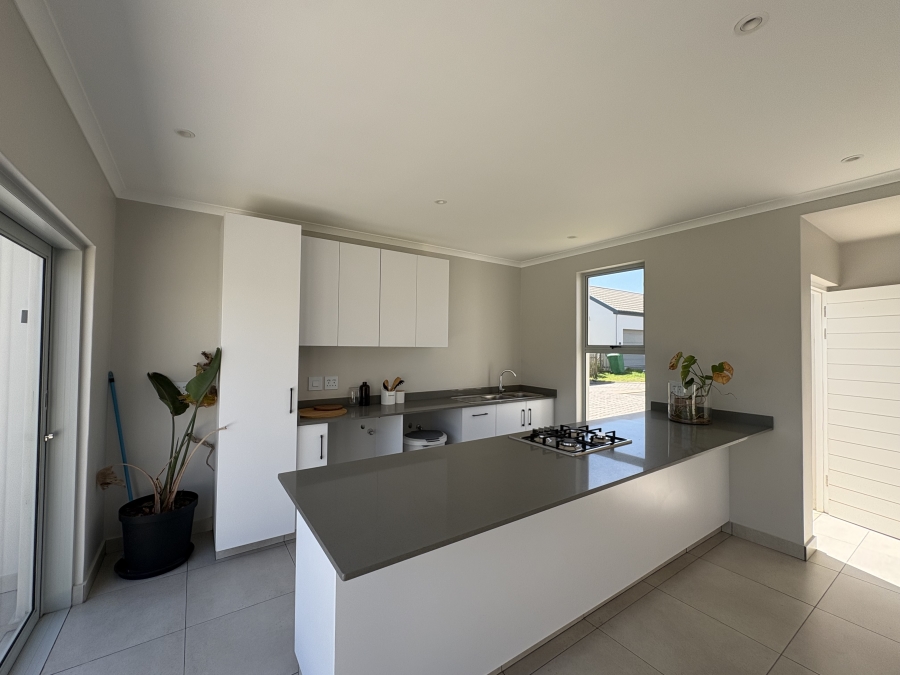 To Let 2 Bedroom Property for Rent in Lalela Estate KwaZulu-Natal