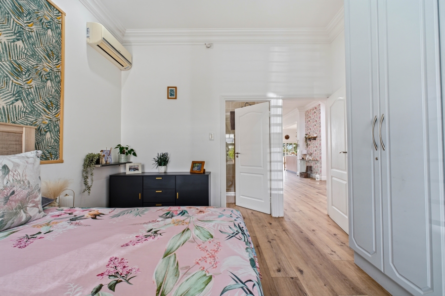 4 Bedroom Property for Sale in Sheffield Beach KwaZulu-Natal