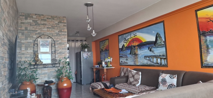 2 Bedroom Property for Sale in North Beach KwaZulu-Natal