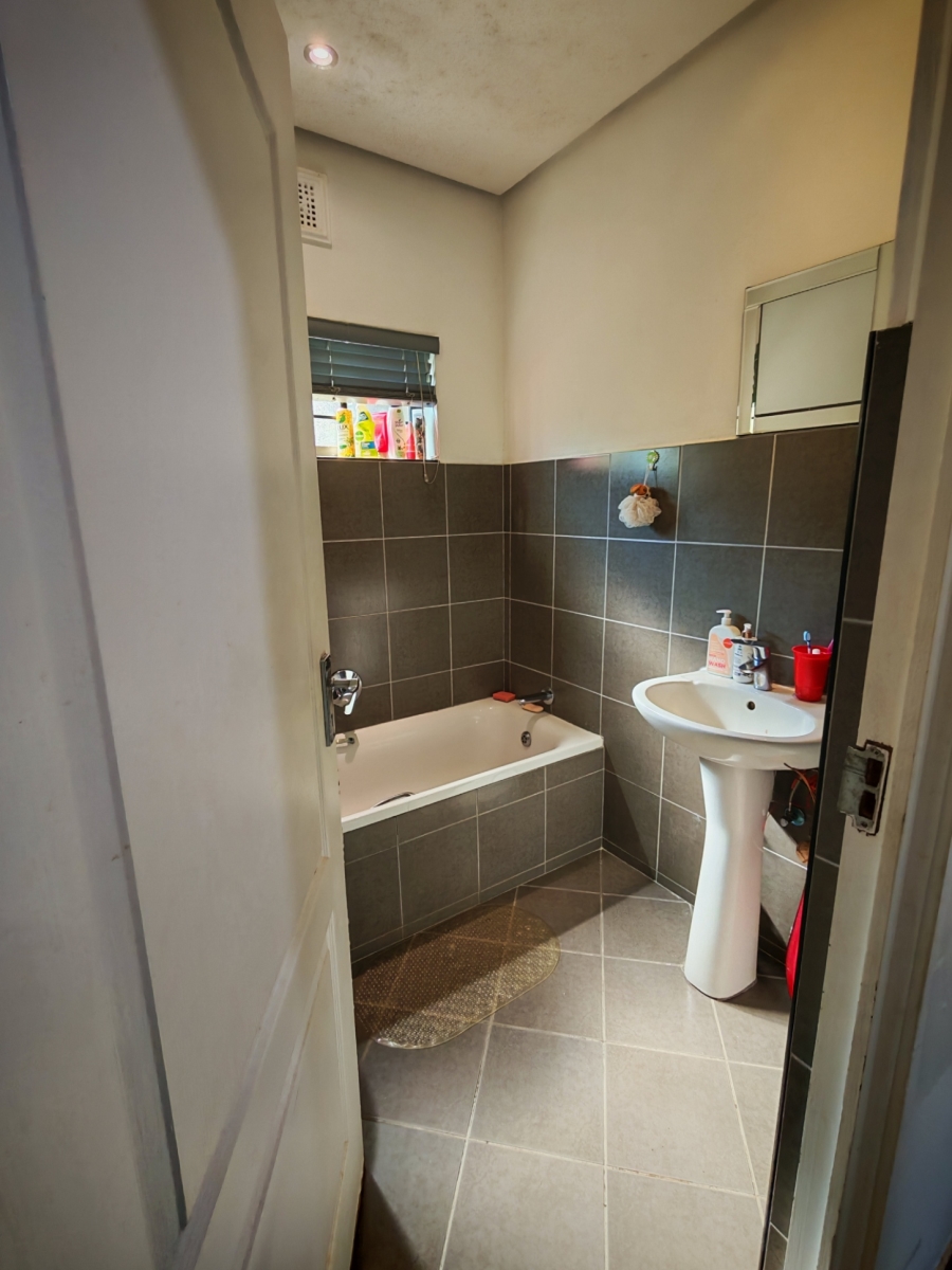 To Let 3 Bedroom Property for Rent in Berea West KwaZulu-Natal