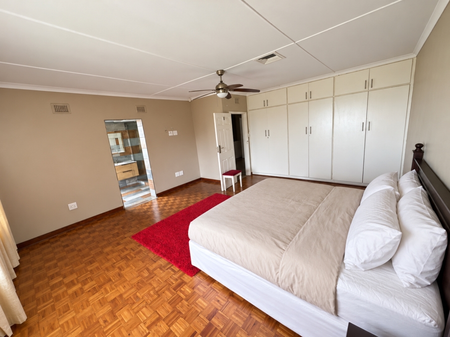 4 Bedroom Property for Sale in Amanzimtoti KwaZulu-Natal