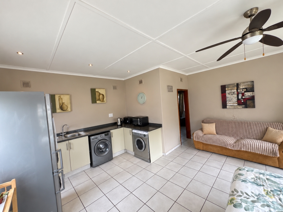 4 Bedroom Property for Sale in Amanzimtoti KwaZulu-Natal
