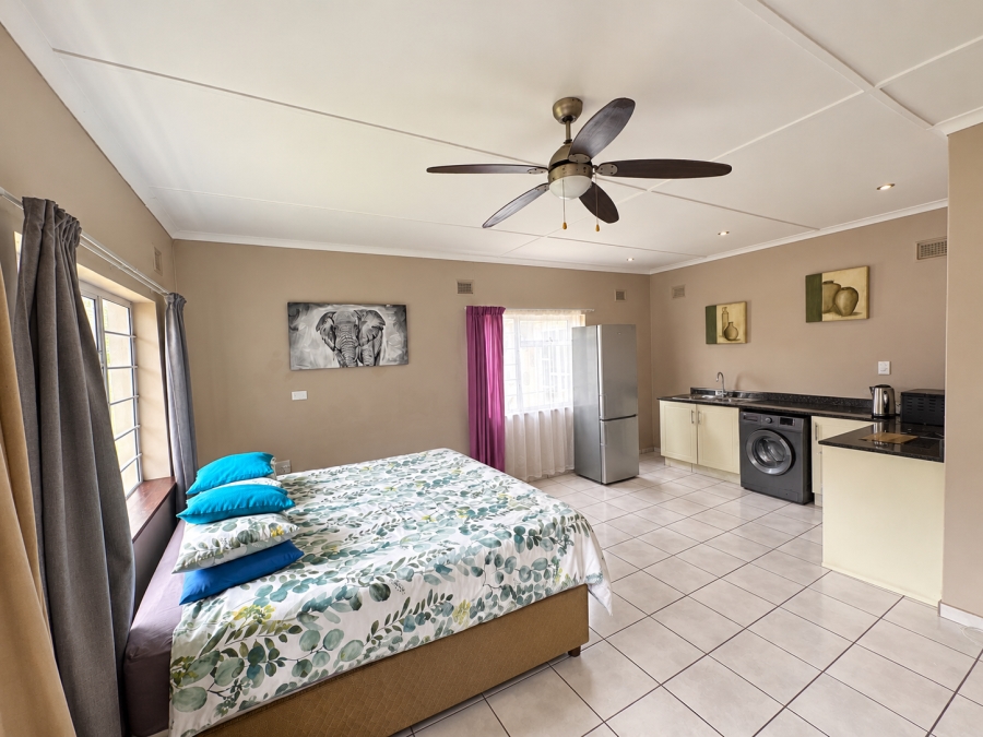 4 Bedroom Property for Sale in Amanzimtoti KwaZulu-Natal