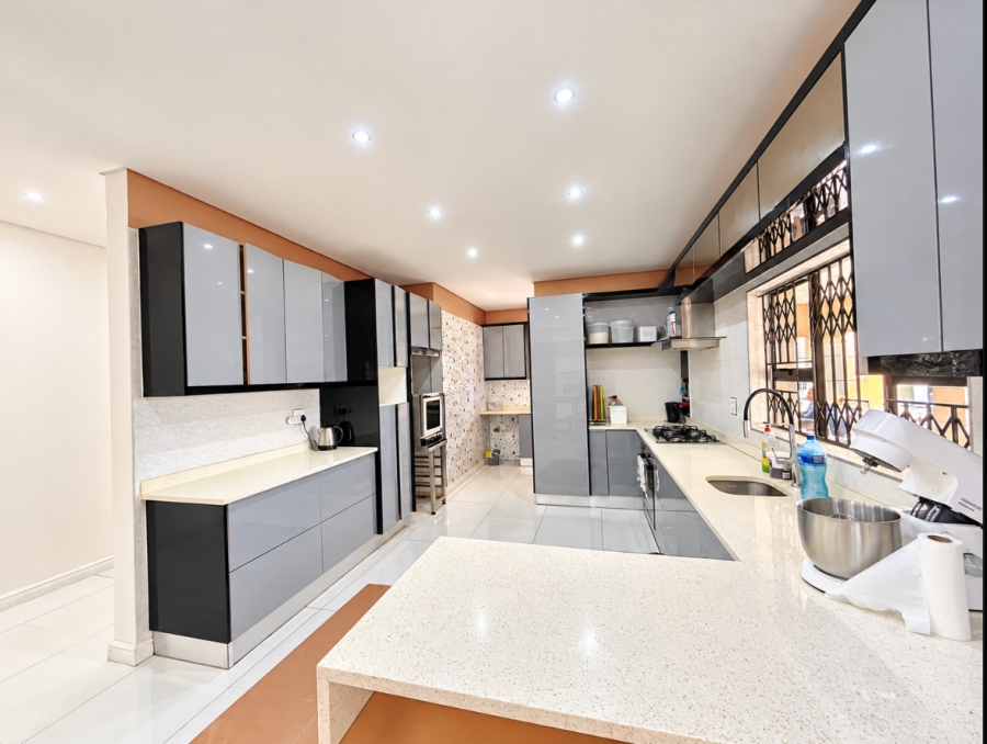 3 Bedroom Property for Sale in Grosvenor KwaZulu-Natal