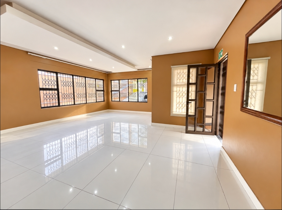 3 Bedroom Property for Sale in Grosvenor KwaZulu-Natal