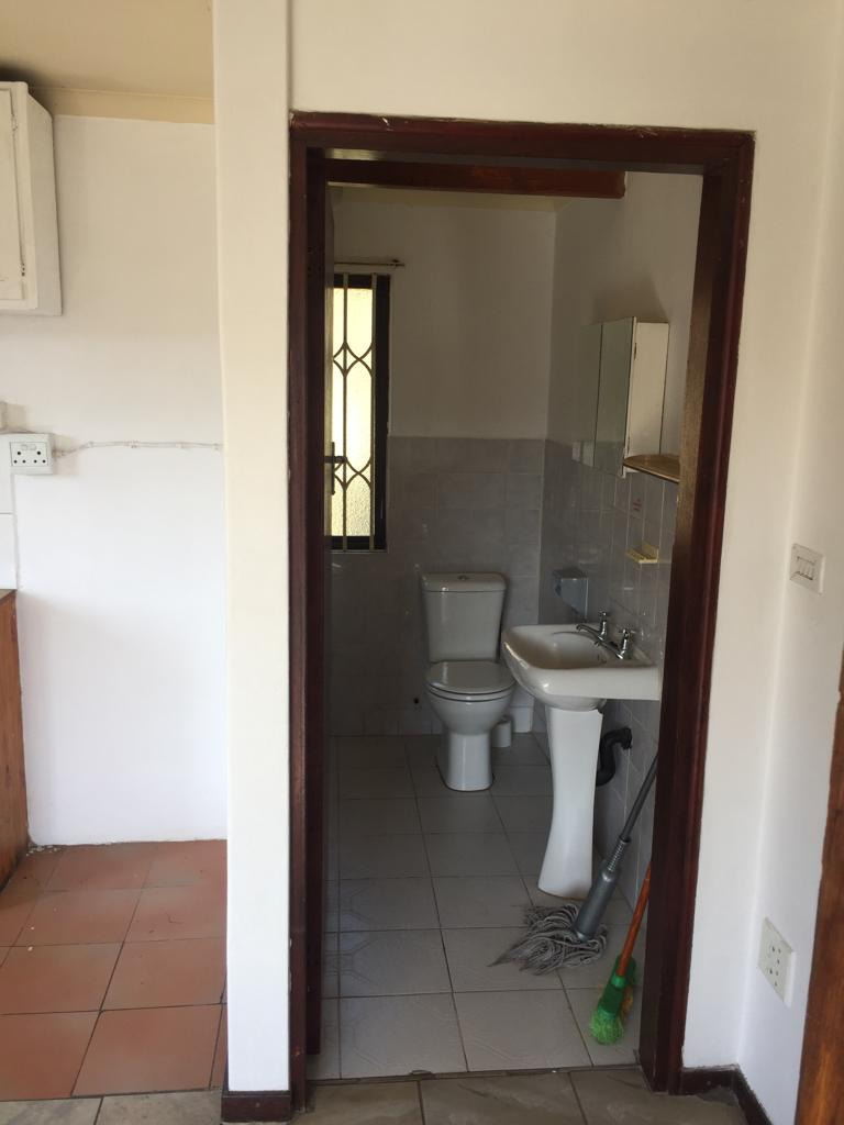 To Let 1 Bedroom Property for Rent in Bluff KwaZulu-Natal