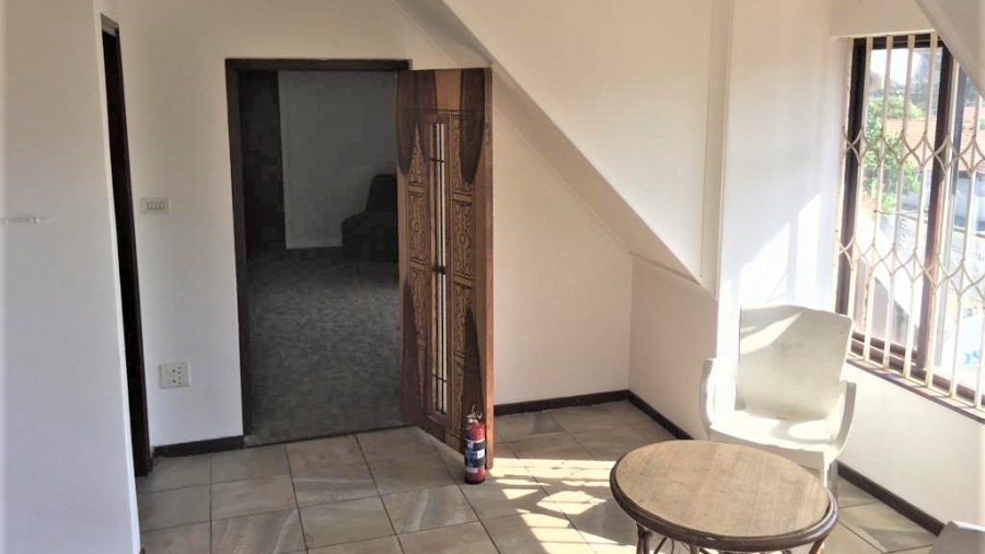 To Let 1 Bedroom Property for Rent in Bluff KwaZulu-Natal
