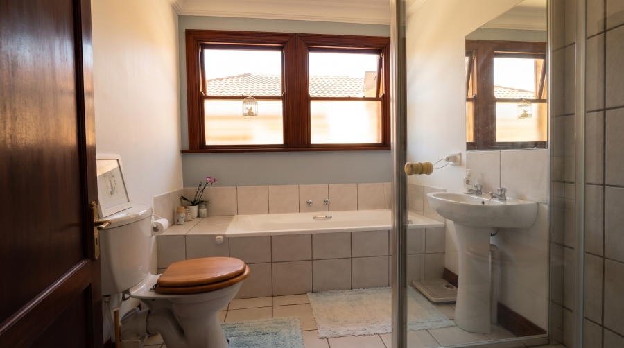 4 Bedroom Property for Sale in Leonard KwaZulu-Natal