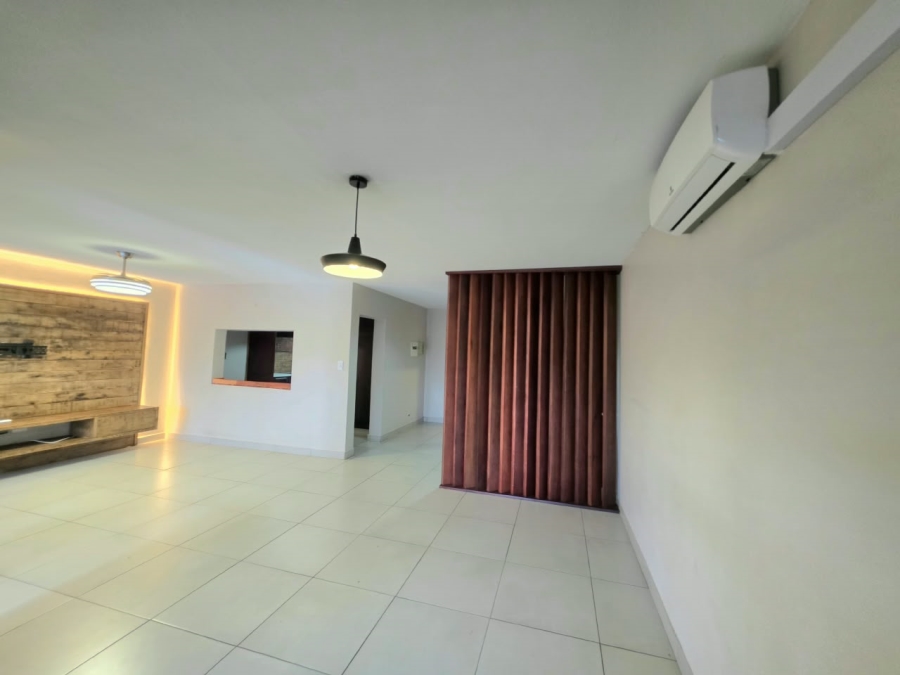3 Bedroom Property for Sale in Meer En See KwaZulu-Natal