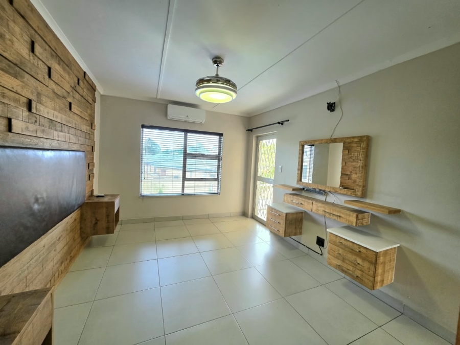 3 Bedroom Property for Sale in Meer En See KwaZulu-Natal