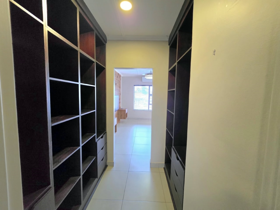 3 Bedroom Property for Sale in Meer En See KwaZulu-Natal
