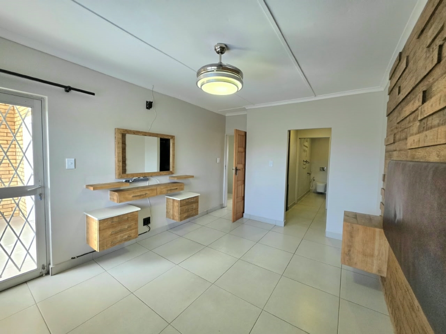 3 Bedroom Property for Sale in Meer En See KwaZulu-Natal