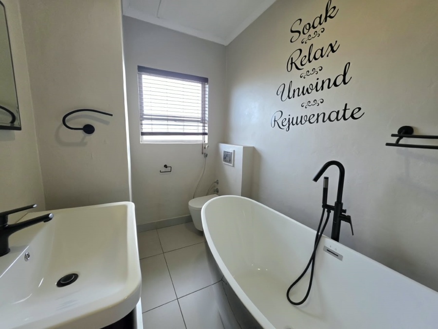 3 Bedroom Property for Sale in Meer En See KwaZulu-Natal