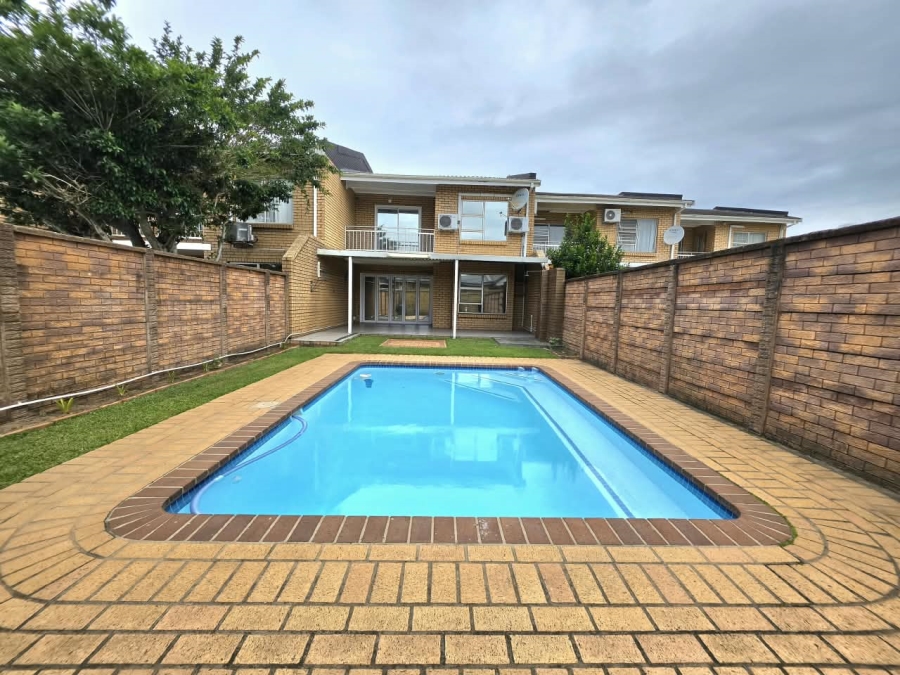 3 Bedroom Property for Sale in Meer En See KwaZulu-Natal