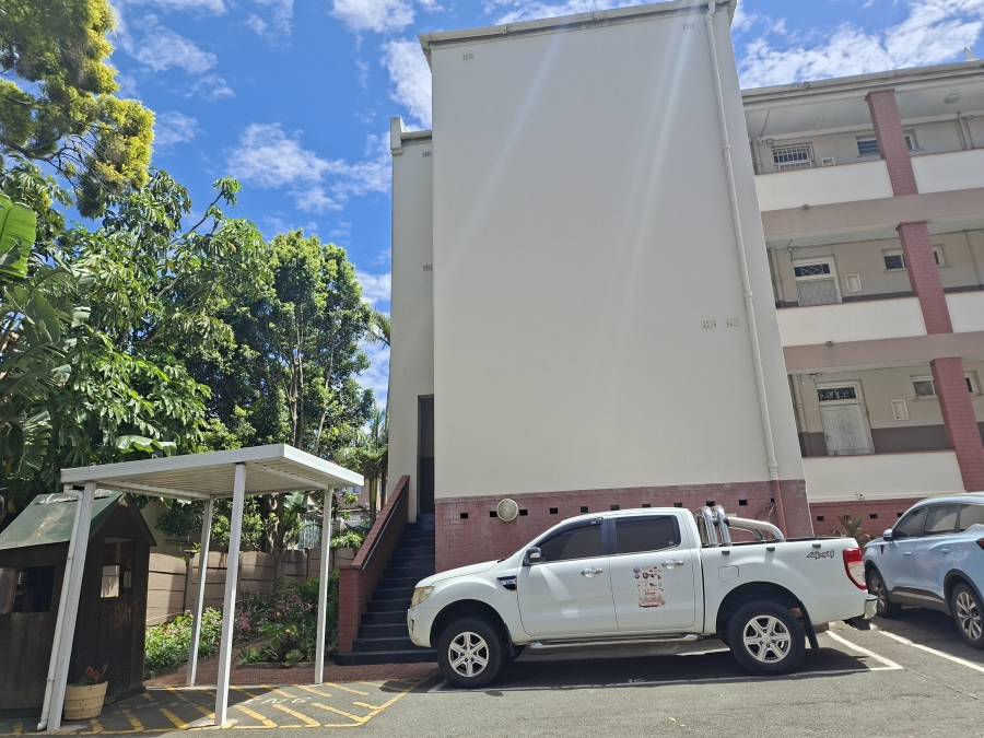 To Let 1 Bedroom Property for Rent in Glenwood KwaZulu-Natal