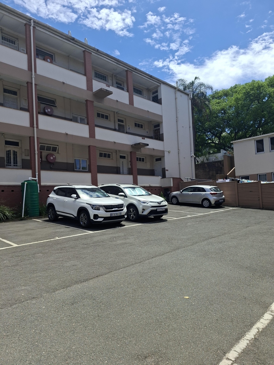 To Let 1 Bedroom Property for Rent in Glenwood KwaZulu-Natal