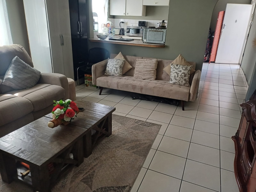 To Let 1 Bedroom Property for Rent in Glenwood KwaZulu-Natal