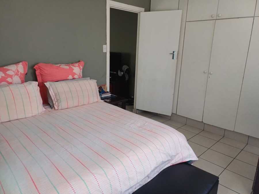 To Let 1 Bedroom Property for Rent in Glenwood KwaZulu-Natal