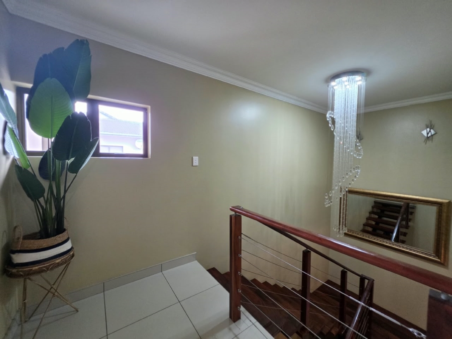 5 Bedroom Property for Sale in Mzingazi Golf Estate KwaZulu-Natal