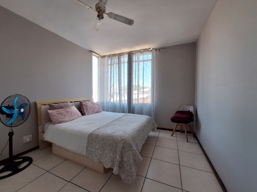 To Let 1 Bedroom Property for Rent in Windermere KwaZulu-Natal