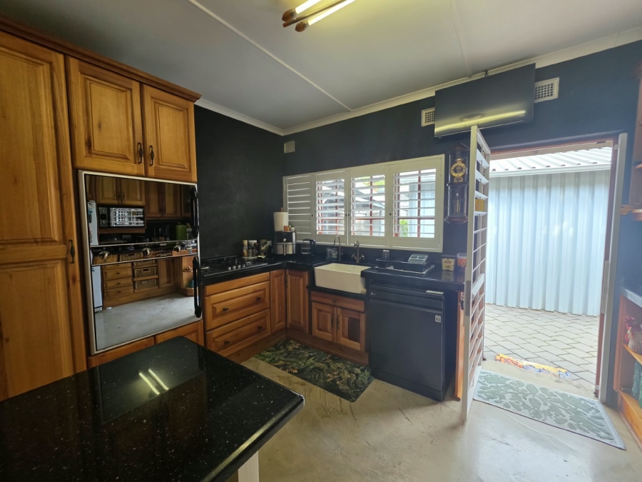 9 Bedroom Property for Sale in Veld En Vlei KwaZulu-Natal