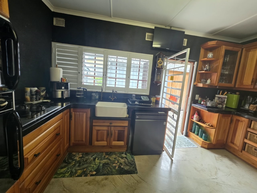 9 Bedroom Property for Sale in Veld En Vlei KwaZulu-Natal