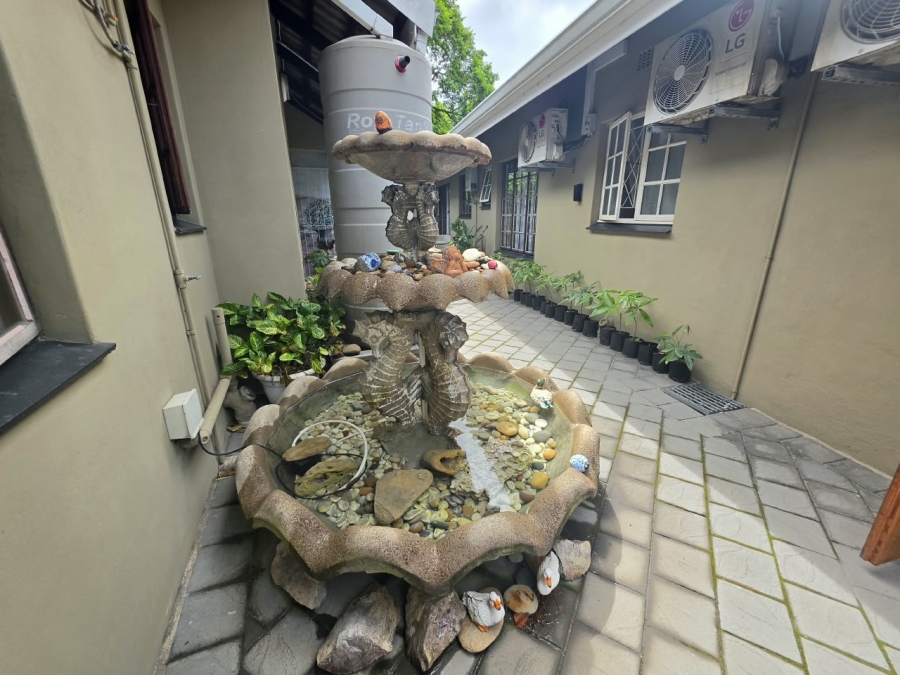 9 Bedroom Property for Sale in Veld En Vlei KwaZulu-Natal