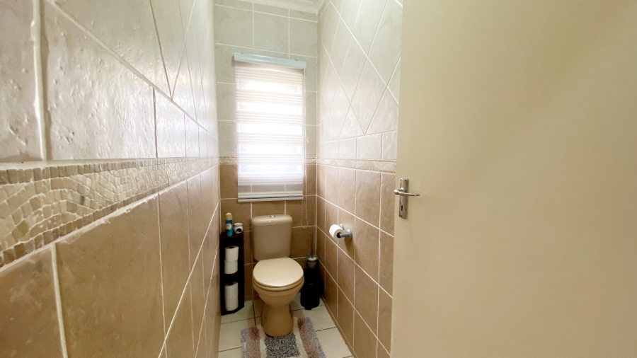 3 Bedroom Property for Sale in Elysium KwaZulu-Natal