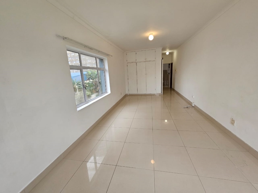 1 Bedroom Property for Sale in Amanzimtoti KwaZulu-Natal