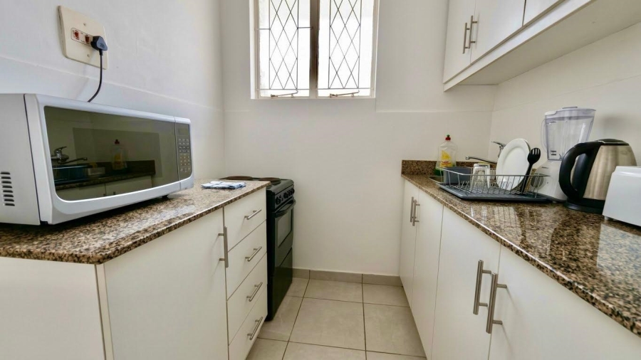 1 Bedroom Property for Sale in Essenwood KwaZulu-Natal