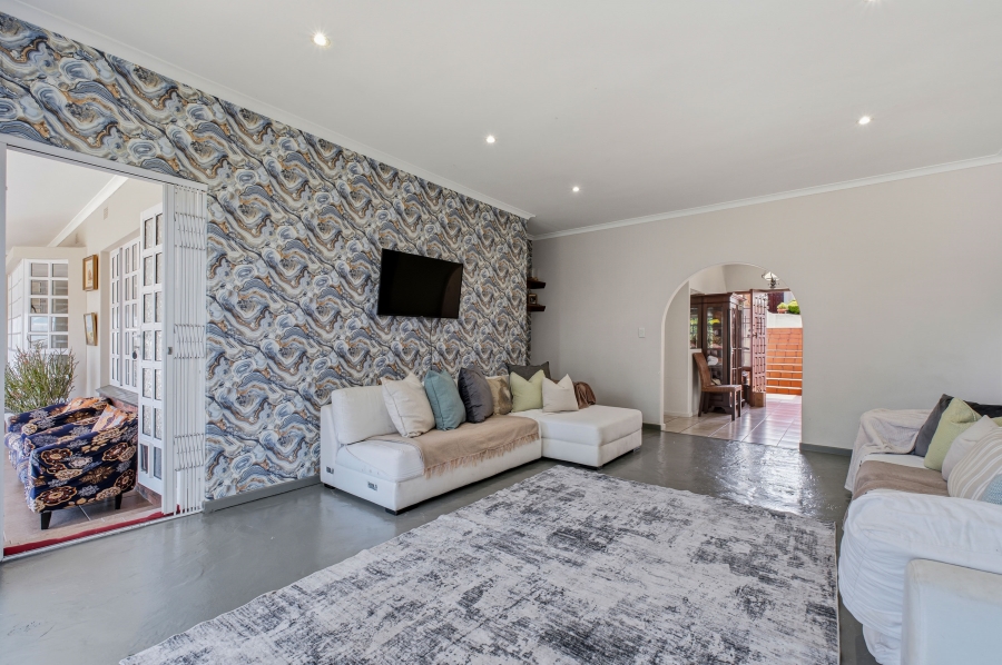 4 Bedroom Property for Sale in Gillitts KwaZulu-Natal