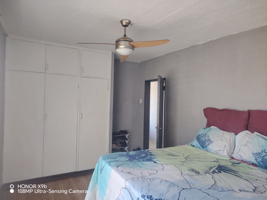 3 Bedroom Property for Sale in Montclair KwaZulu-Natal