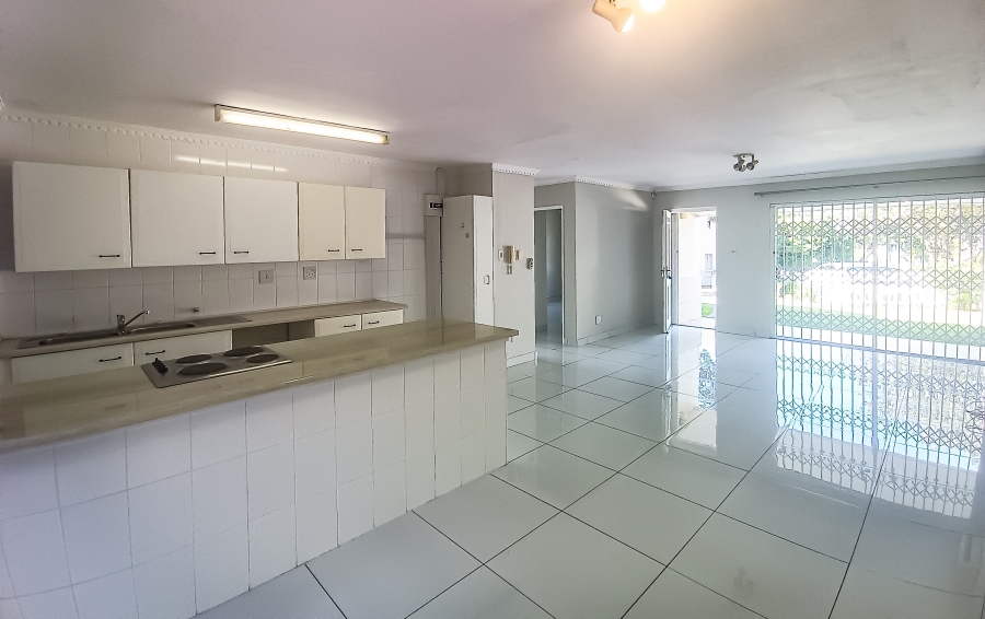 To Let 2 Bedroom Property for Rent in Umhlanga KwaZulu-Natal