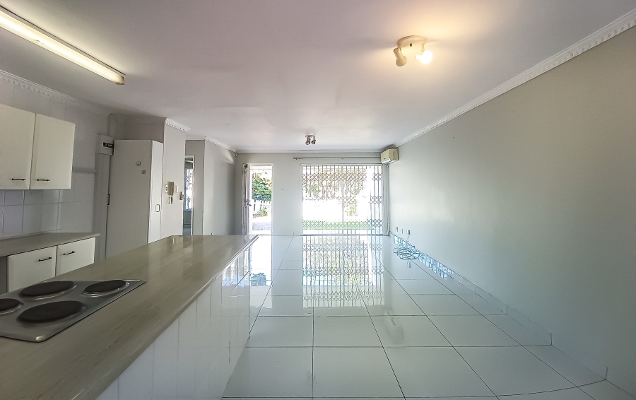 To Let 2 Bedroom Property for Rent in Umhlanga KwaZulu-Natal