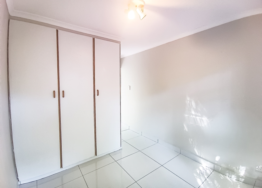 To Let 2 Bedroom Property for Rent in Umhlanga KwaZulu-Natal