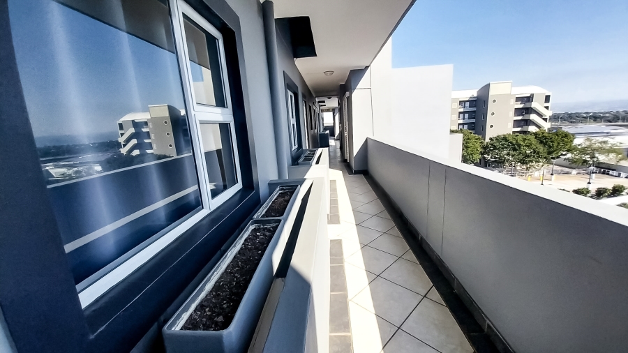 To Let 2 Bedroom Property for Rent in Umhlanga Ridge KwaZulu-Natal