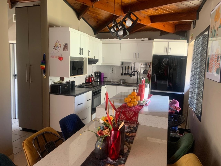 To Let 2 Bedroom Property for Rent in Pinetown KwaZulu-Natal