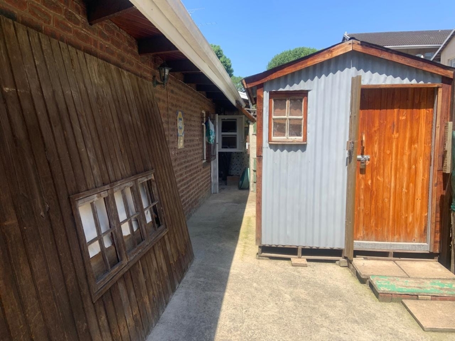 To Let 2 Bedroom Property for Rent in Pinetown KwaZulu-Natal