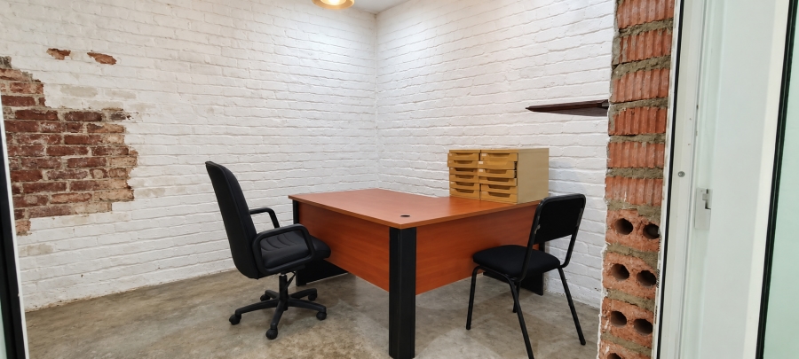 To Let Commercial Property for Rent in Amanzimtoti KwaZulu-Natal
