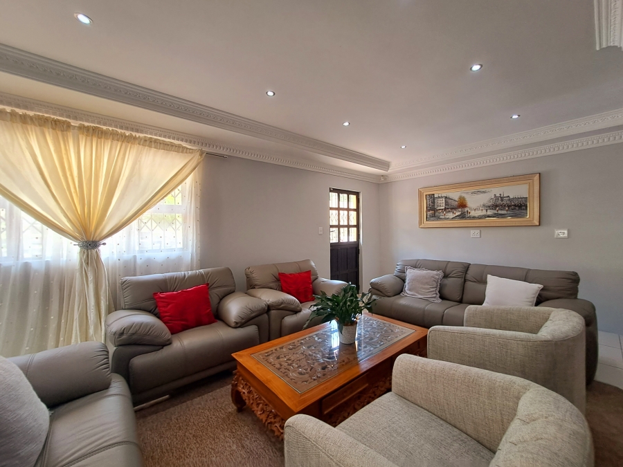 To Let 4 Bedroom Property for Rent in Moseley Park KwaZulu-Natal